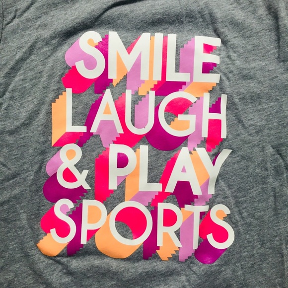 2 long sleeve tees - Picture 7 of 9